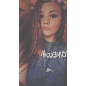 Meet your Posher, Dana